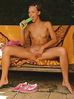 Skinny teengirl dildoin her tiny pussy at garden