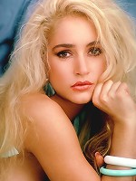 Vanna Lace is an exquisite natural blonde from the early nineties