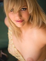 Mia Malkova gets out of her sexy clothes