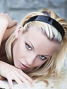 Sammie plays on the stairs